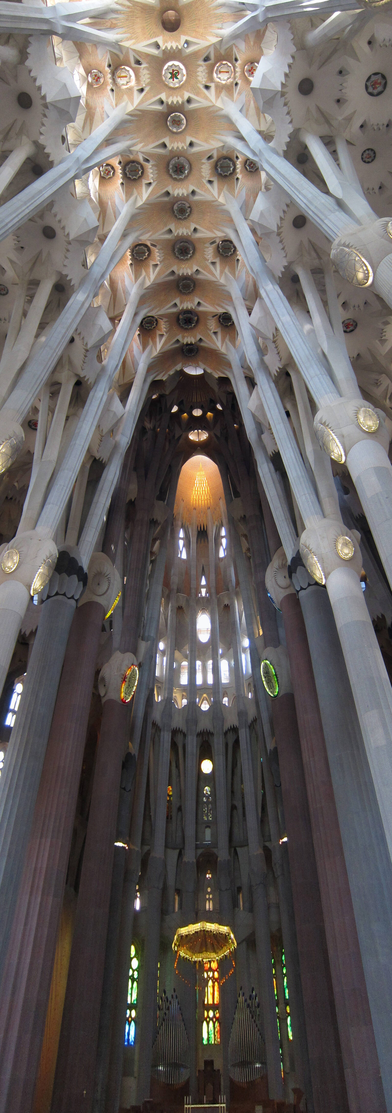 Casa Batlló's dragon-scale roof and skull balconies