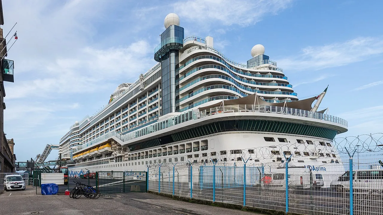 Art Deco facade of Cité de la Mer former transatlantic terminal