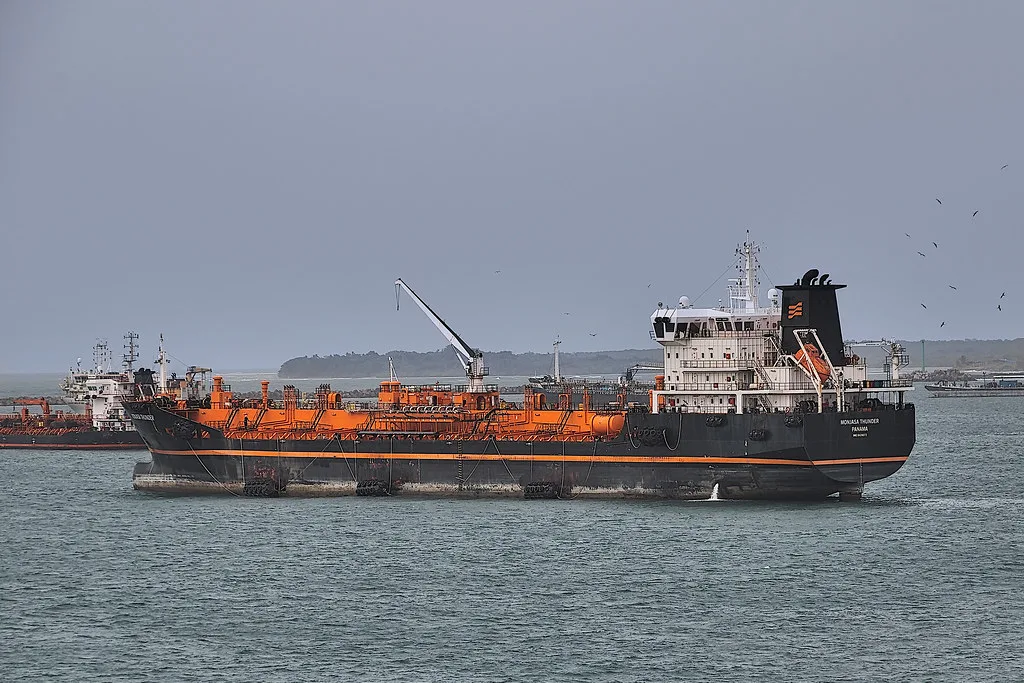 Street scene in Gatun Lake