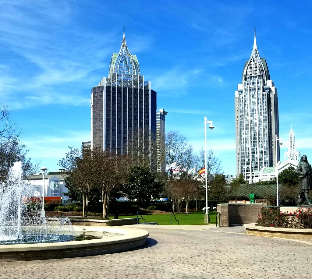 Historic antebellum architecture along oak-lined streets in Mobile Alabama historic district