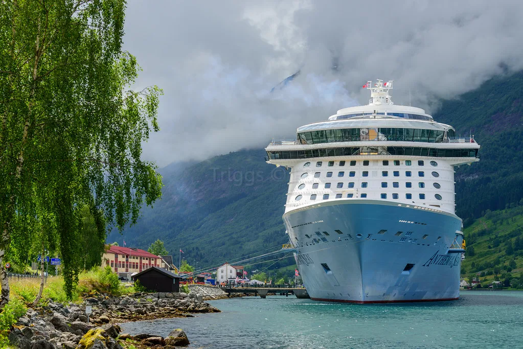 Olden harbor and waterfront