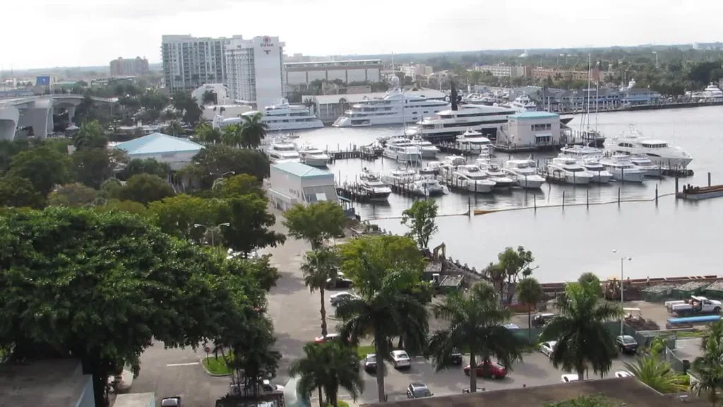 Local cuisine in Port Everglades