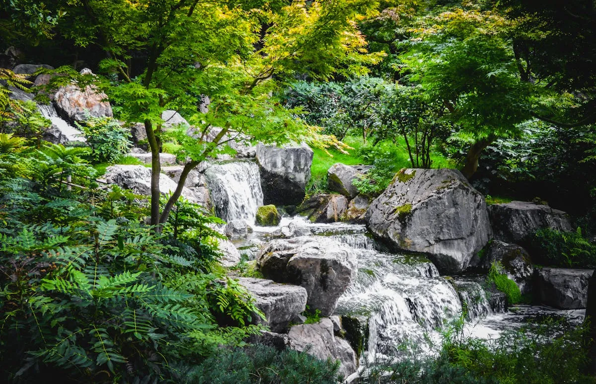 Plate of grilled seafood with shrimp, fish, and fresh vegetables on a restaurant table